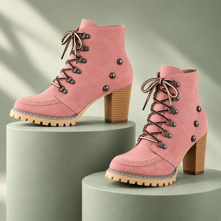 Donna Lace-Up Boots