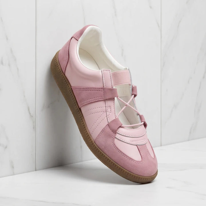 Thea Retro Sneakers