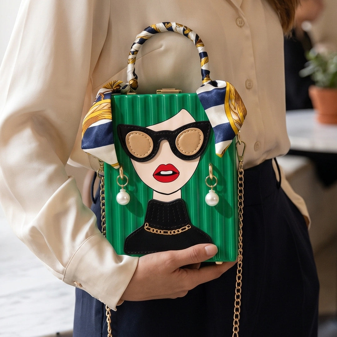 Simone Portrait Handbag