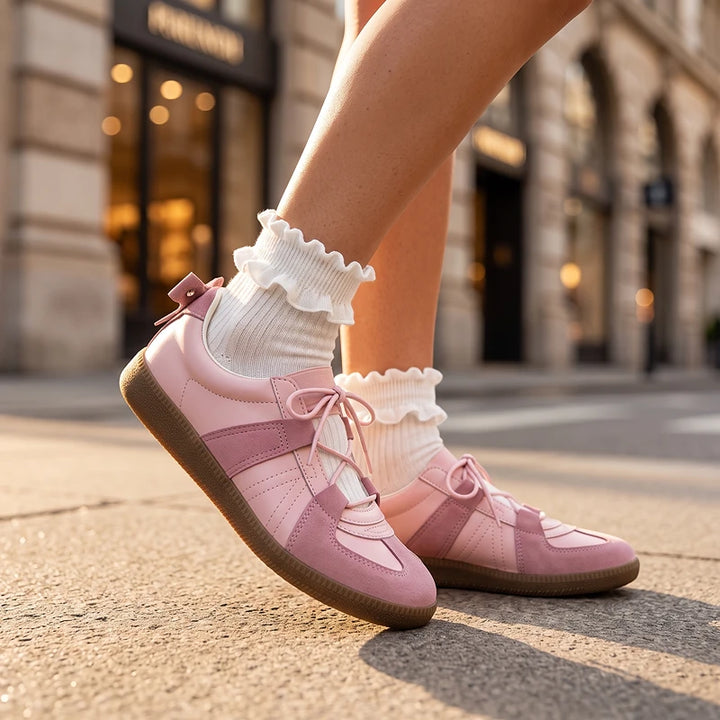 Thea Retro Sneakers