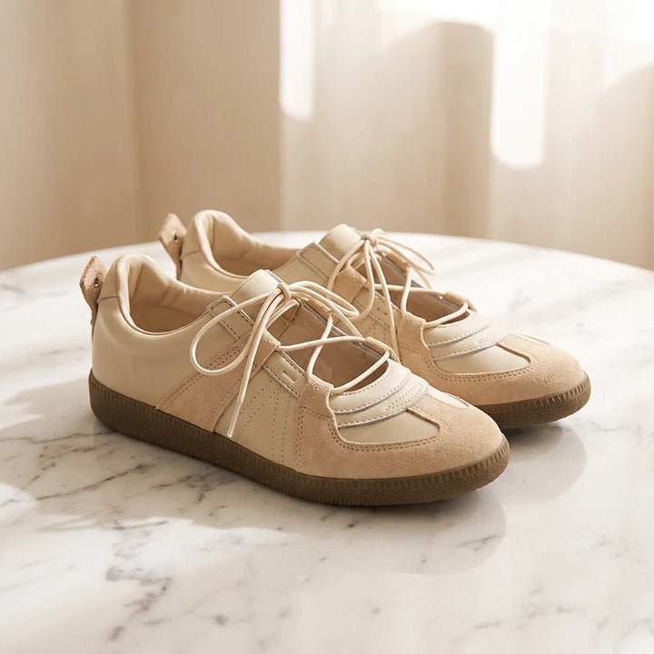 Thea Retro Sneakers