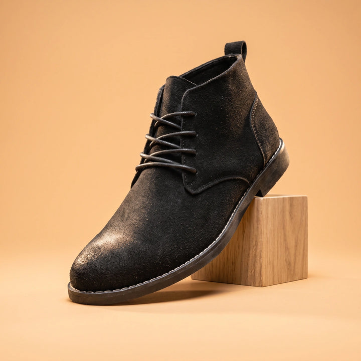 Bastien Suede Lightweight Lace Up Chukka Boots - Black