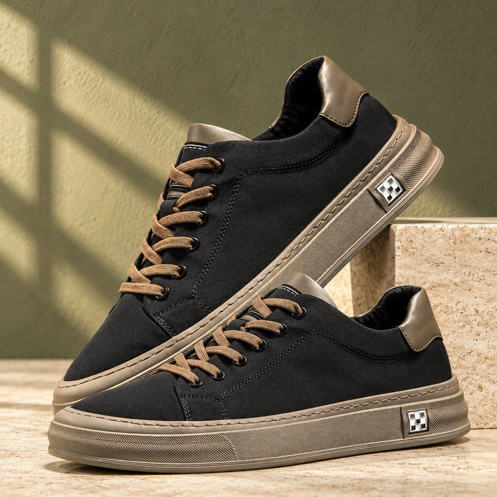 Carl Canvas Contrast Heel Low Top Sneakers - Obsidian Black