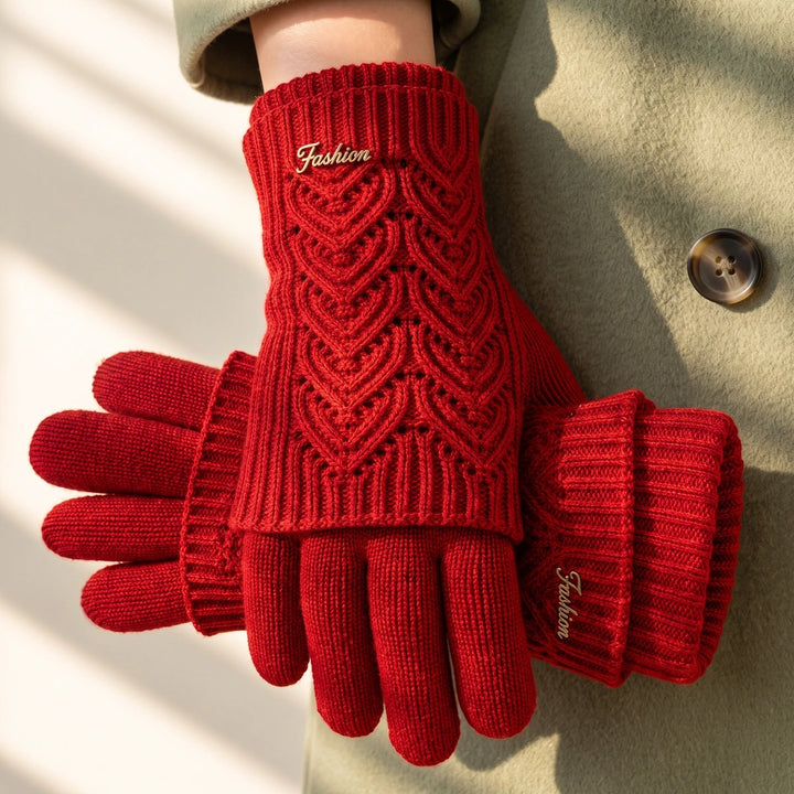 Chelsea Heart Knit Cashmere Gloves - Red